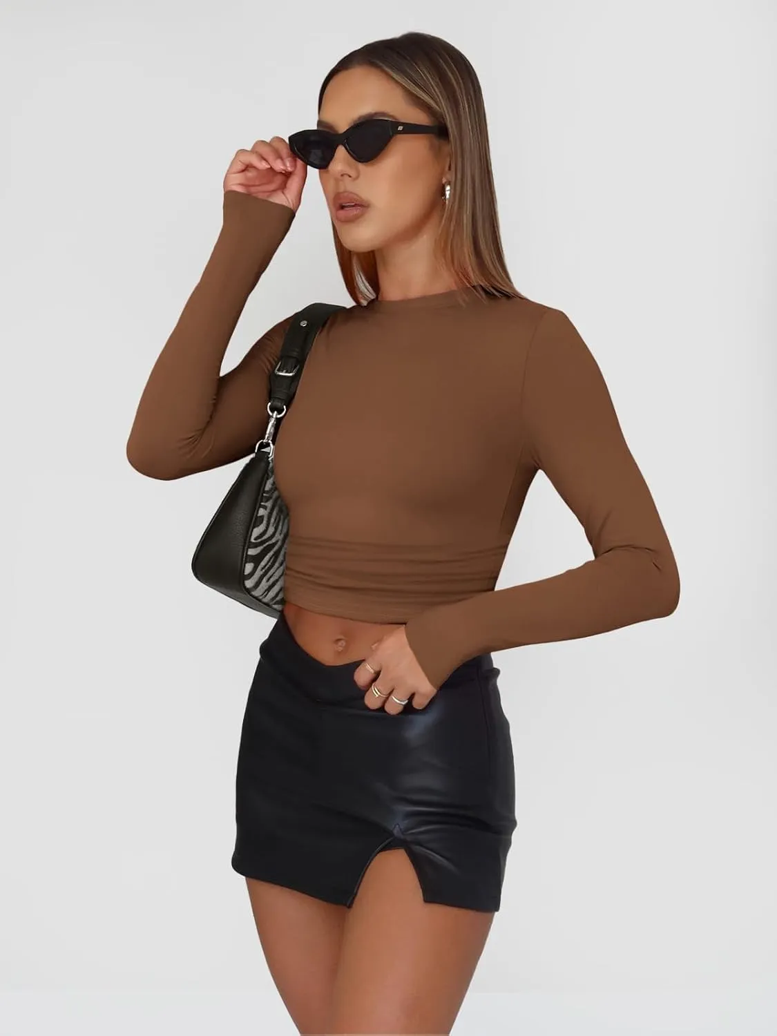 AUTOMET Womens Long Sleeve Shirt Basic Crop Tops Fall Fashion Underscrubs Layer Slim Fit Winter Clothes