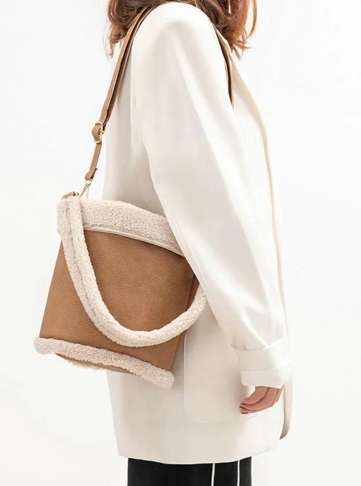 Fashion Bucket Tote Bag for Women PU Leather Shoulder Crossbody Bag Purse Large Handbags Winter Plush Satchel
