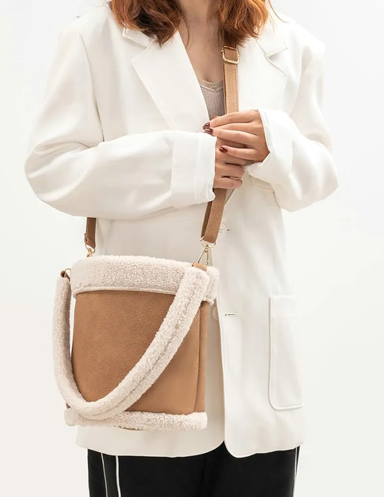 Fashion Bucket Tote Bag for Women PU Leather Shoulder Crossbody Bag Purse Large Handbags Winter Plush Satchel
