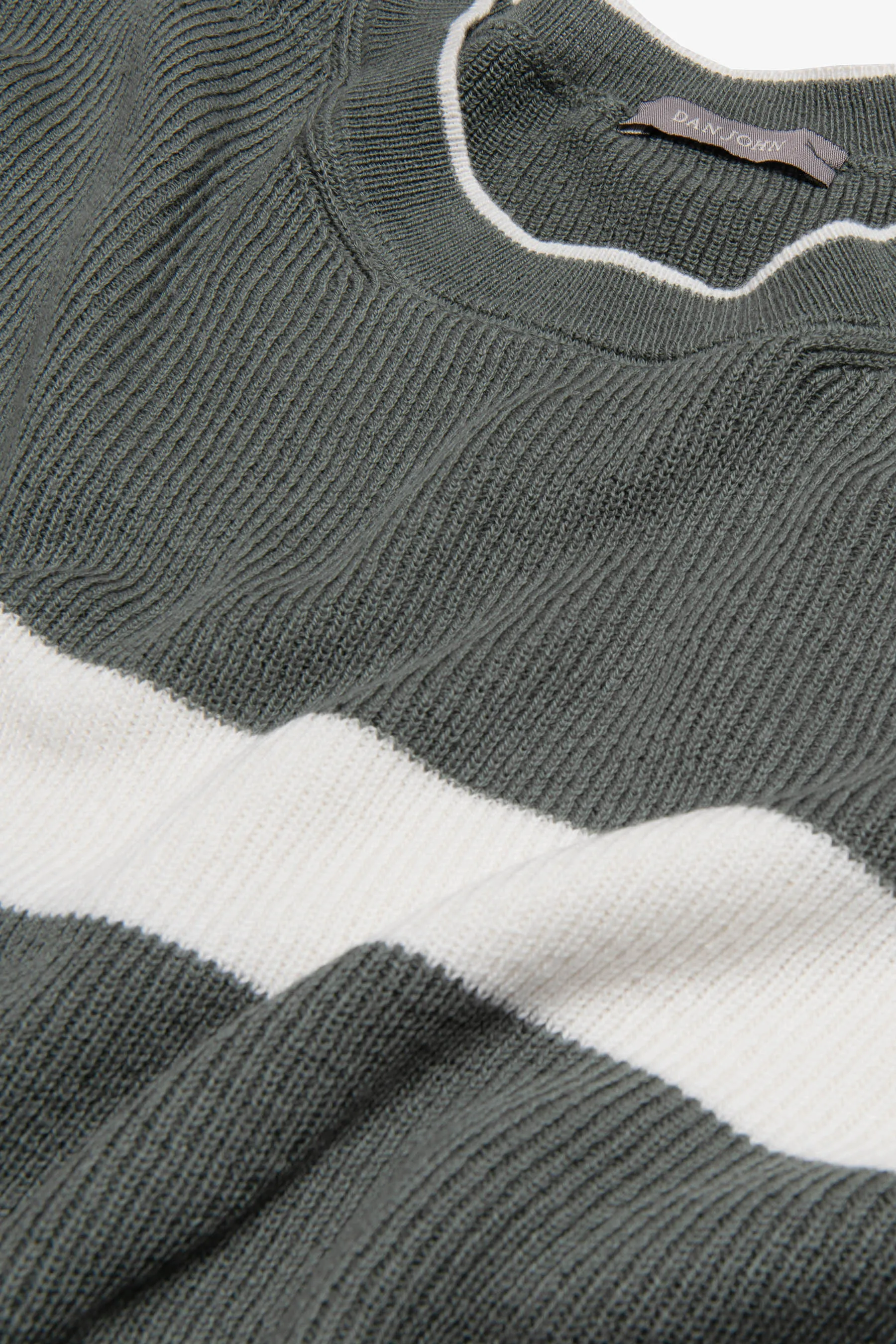 Maglia girocollo riga piazzata verde malva