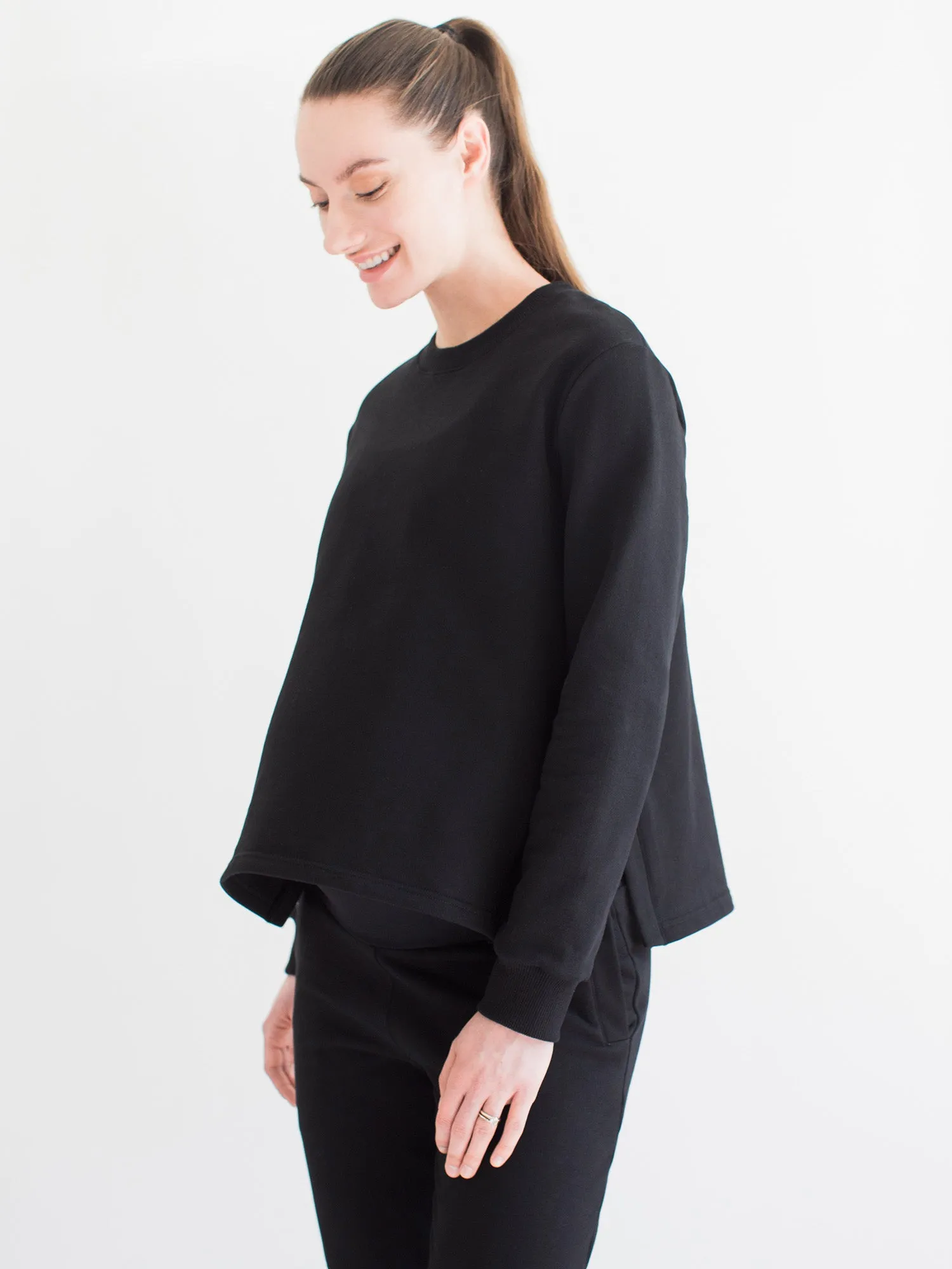 MATERNITY SIDE SPLIT SWEATSHIRT, BLACK