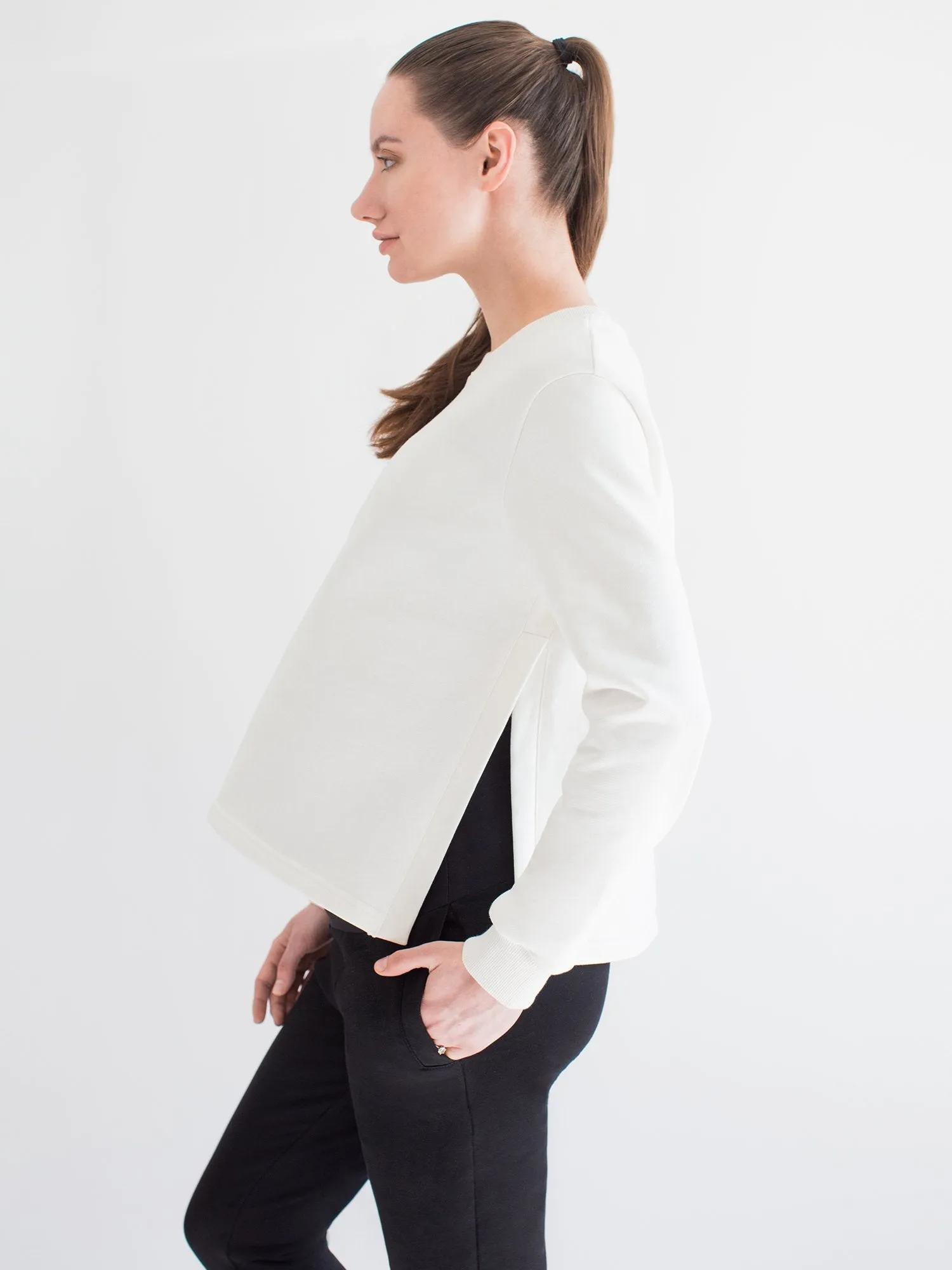 MATERNITY SIDE SPLIT SWEATSHIRT, WHITE