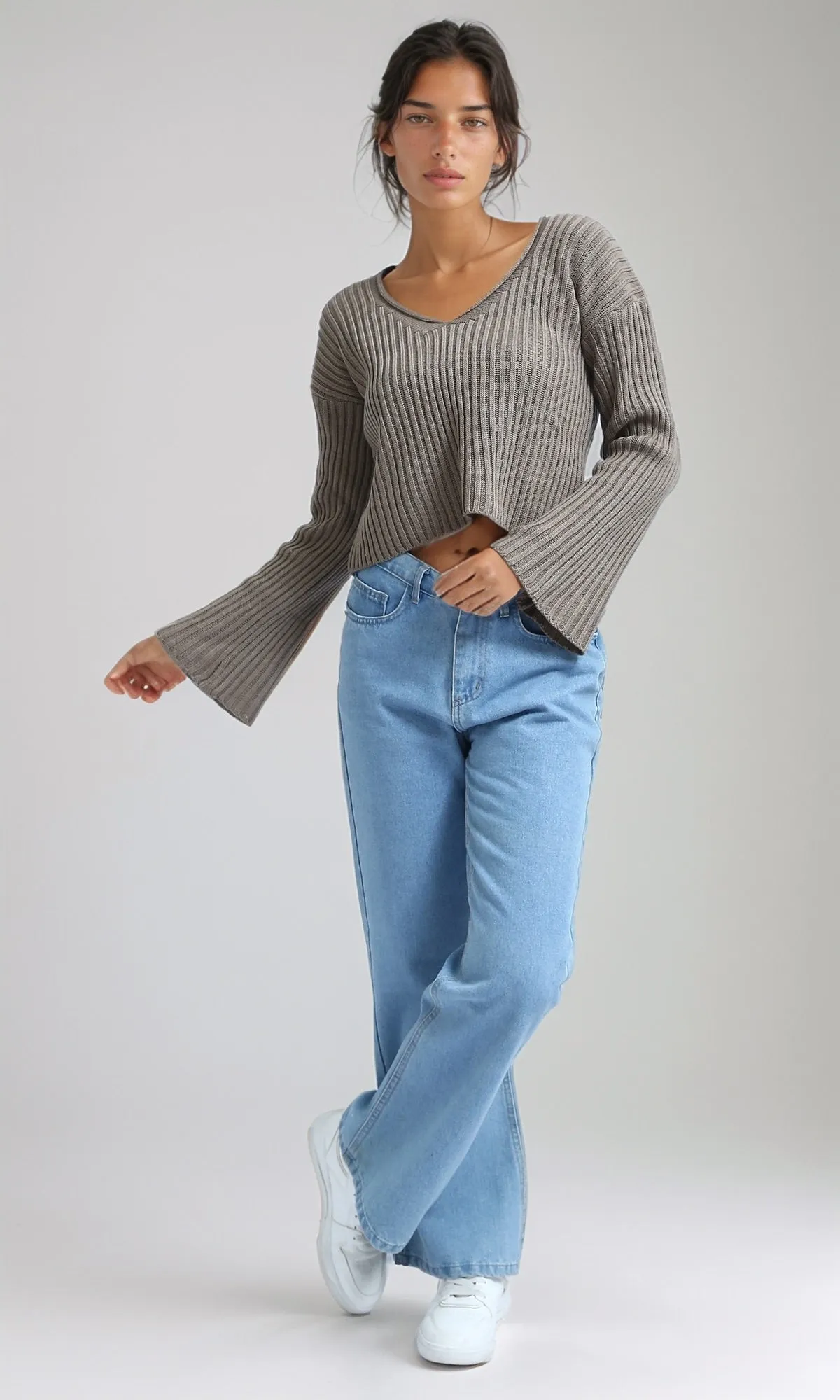 O198695 - Relaxed Fit Wide V-Neck Ribbed Pullover - Coffee