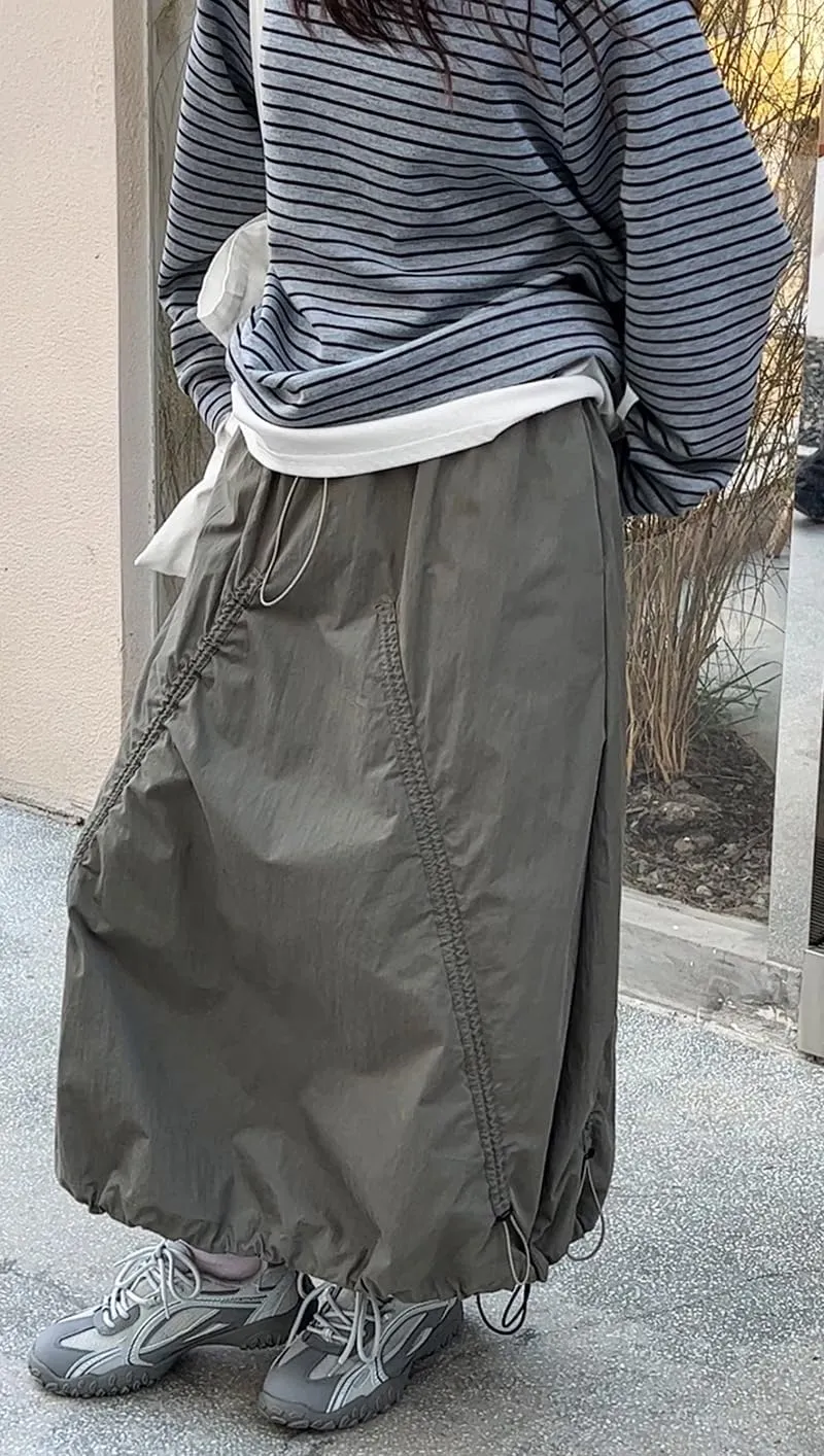 utcoco Women Casual Baggy Drawstring Parachute Skirt Lightweight Comfy Shirried Cargo Maxi Long Skirts with Pockets