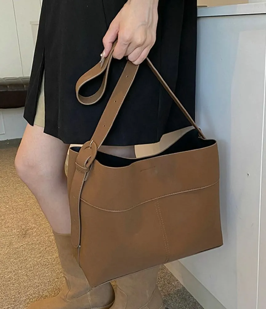 Vegan Leather Bucket Tote Bag for Women Large Soft Shoulder Crossbody Purse Casual Working Handbag Adjustable Satchel