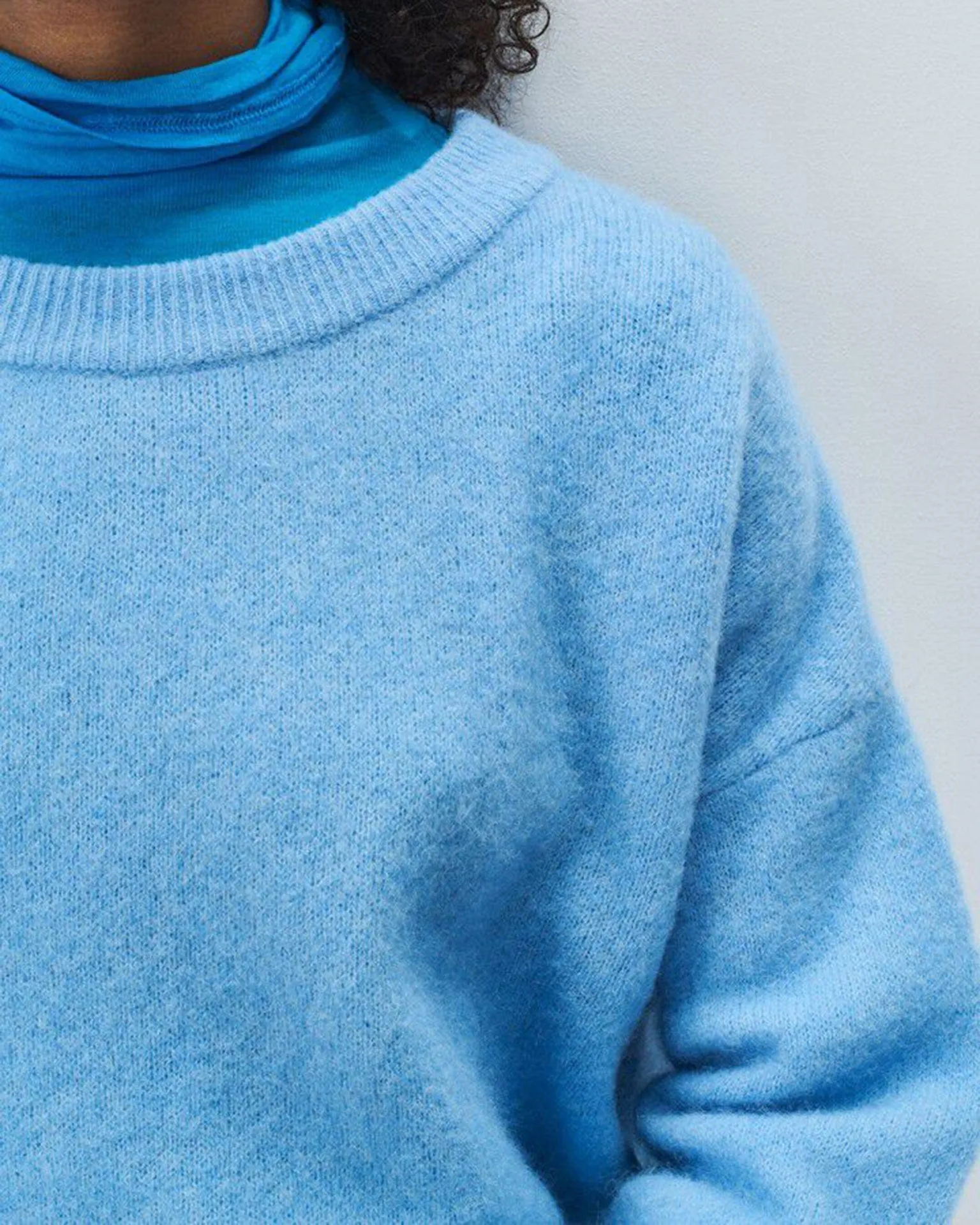 Vito Crewneck Sweater in Atmosphere Chine